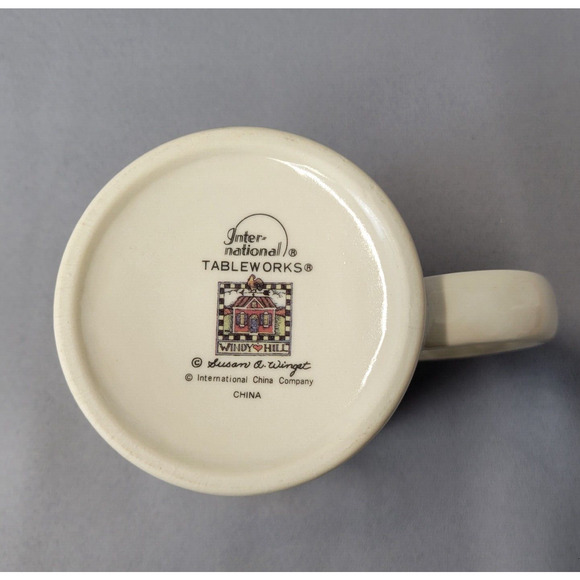 International Tableworks Farmhouse Rooster Mug Susan Winget 9 fl oz Handled - Picture 8 of 10